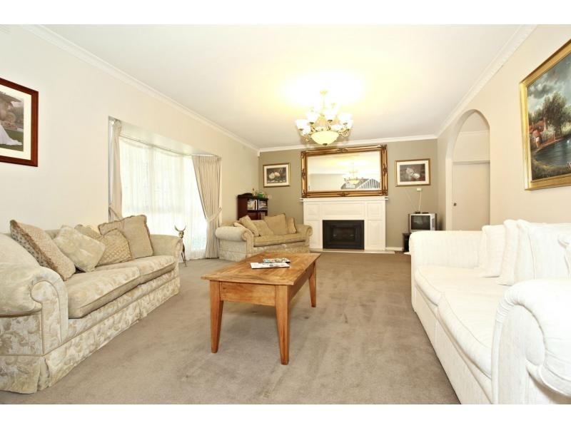 4 Mount Eliza Way, Mount Eliza VIC 3930