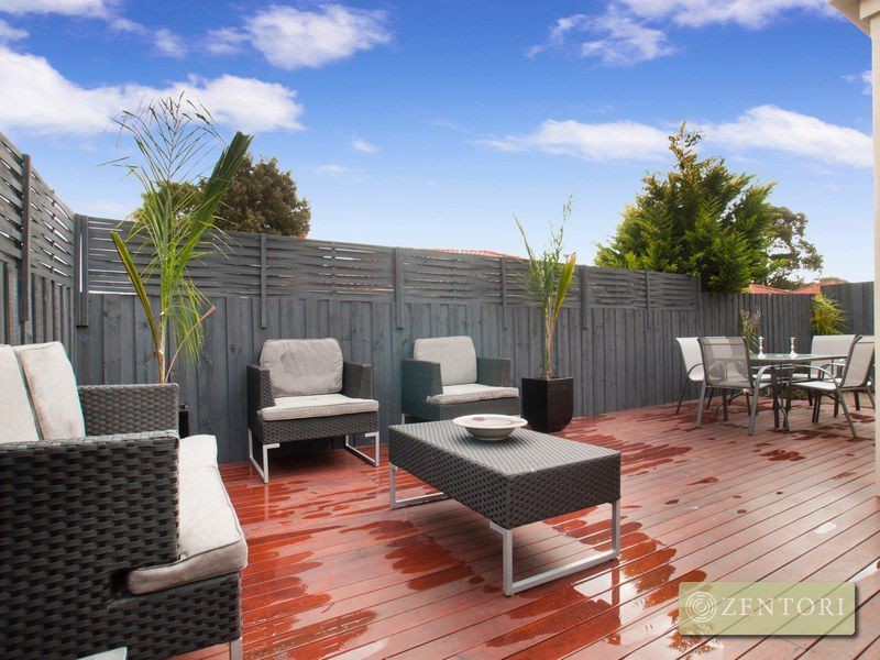 5/24 Lucerne Avenue, Mornington VIC 3931