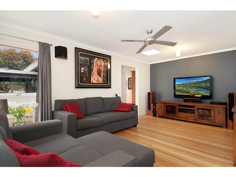 23 Pembroke Drive, Somerville VIC 3912