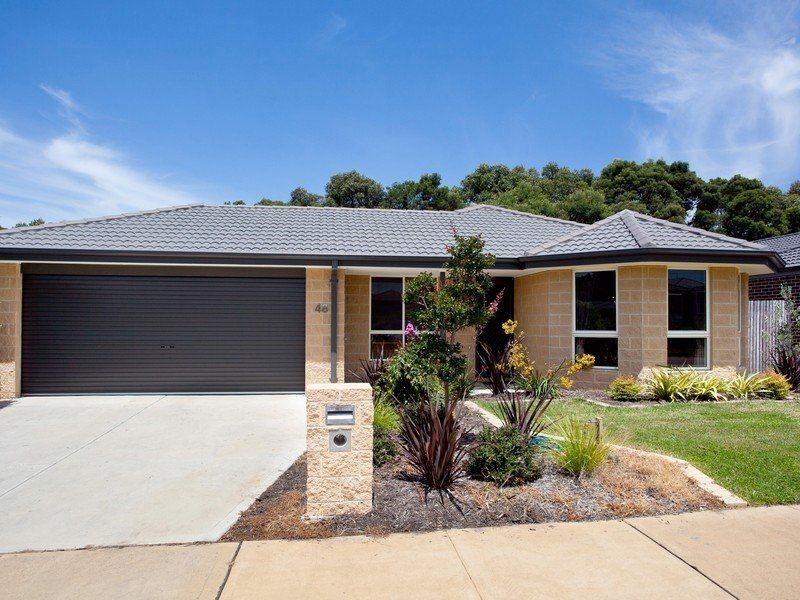 48 Kathleen Crescent, Tyabb VIC 3913