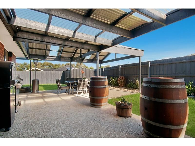 4 Zoe Court, Tyabb VIC 3913