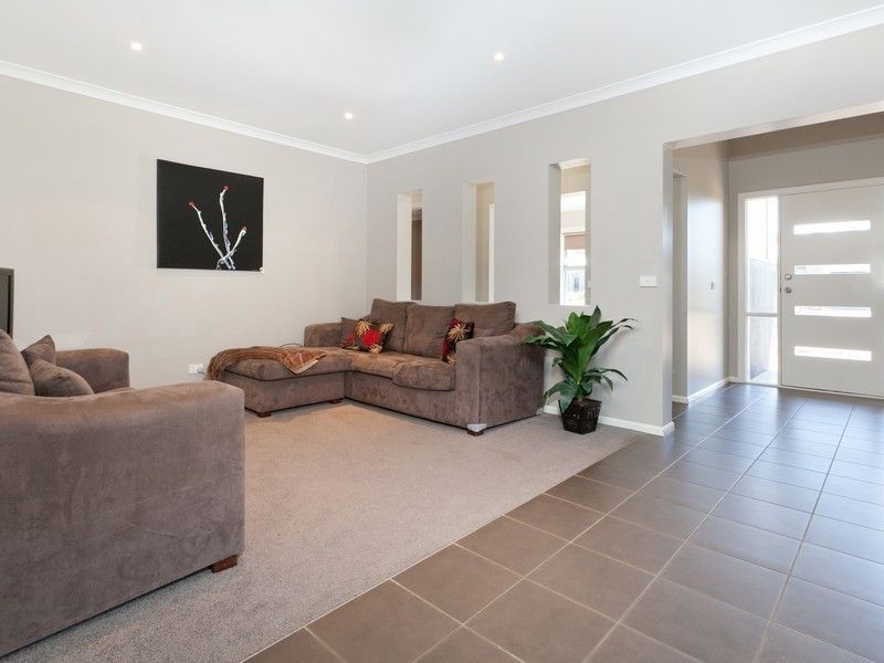 16 Elle Way, Tyabb VIC 3913