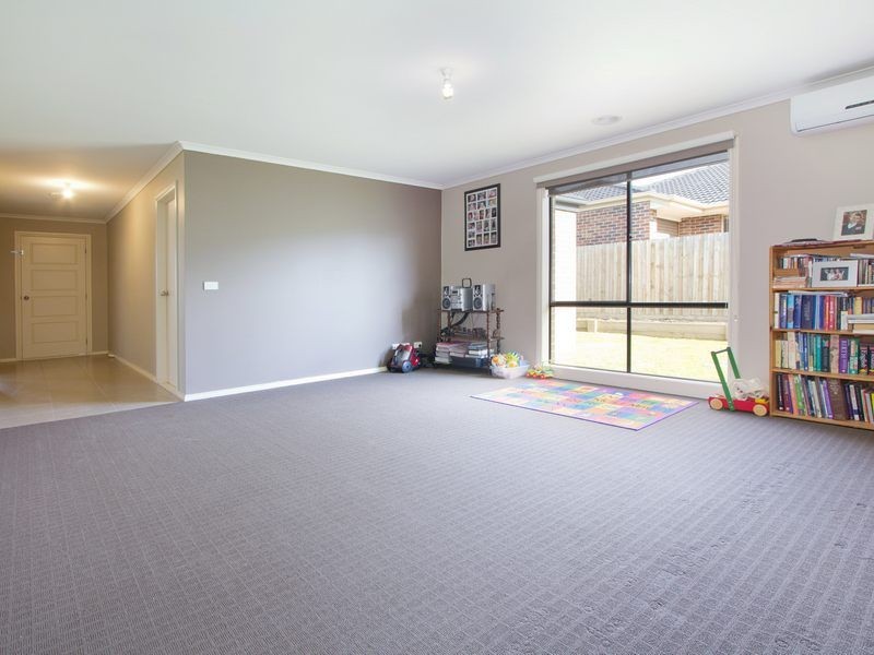 27 Orchard Grove, Tyabb VIC 3913