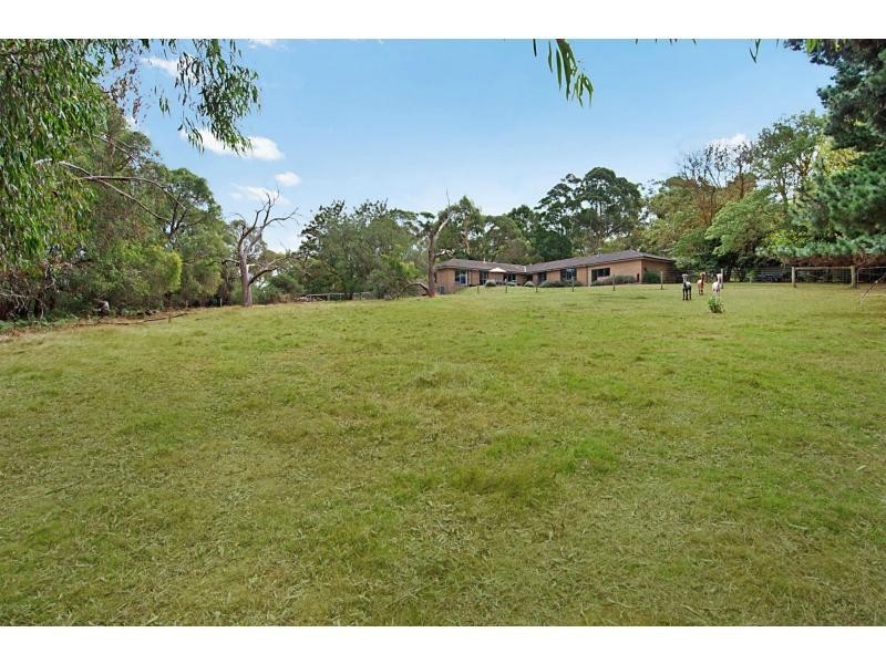21 Vista Court, Somerville VIC 3912