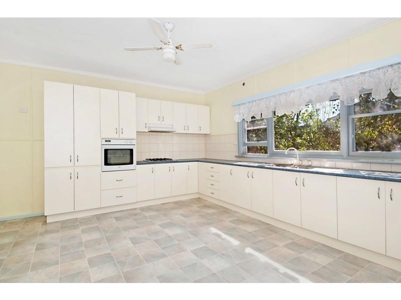 25 The Crescent, Tyabb VIC 3913