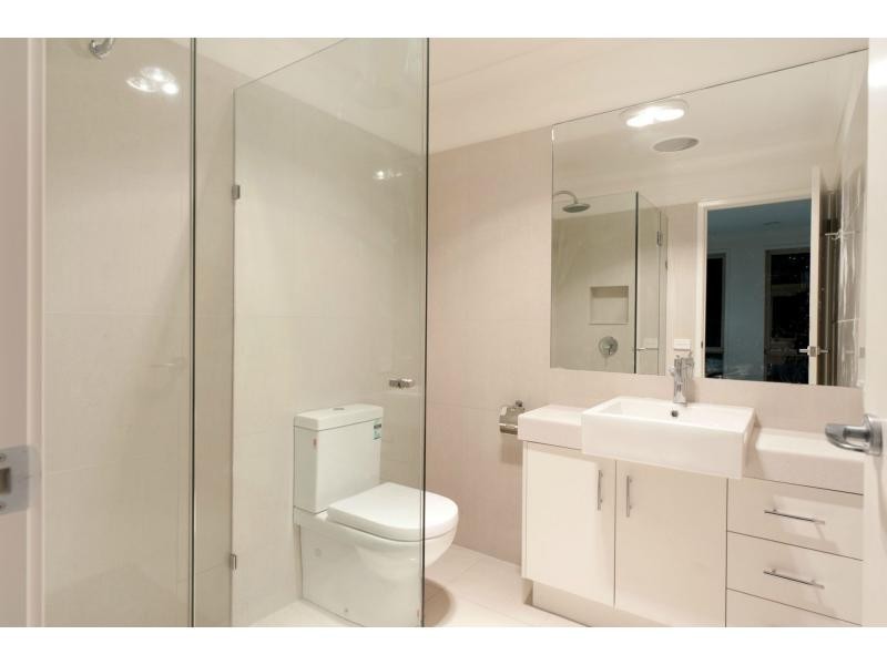 2/24 Lucerne Avenue, Mornington VIC 3931