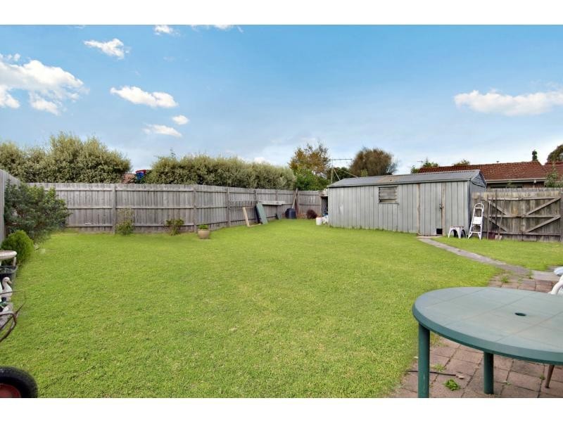 7 Eric Crescent, Mornington VIC 3931