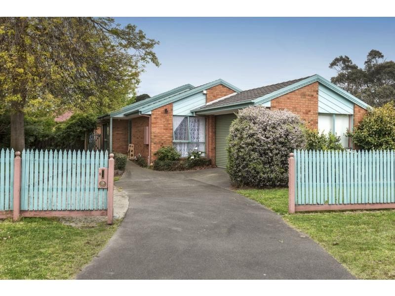 2 Craig Avenue, Tyabb VIC 3913