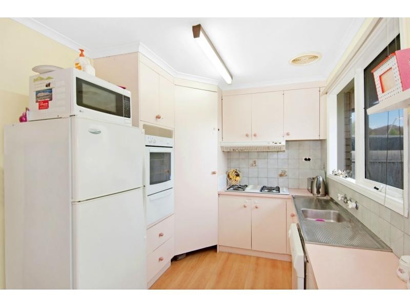 16 Gibson Avenue, Tyabb VIC 3913