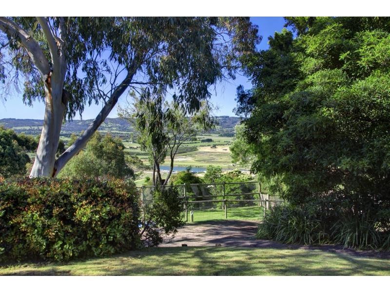 64 Forest Drive, Mount Martha VIC 3934