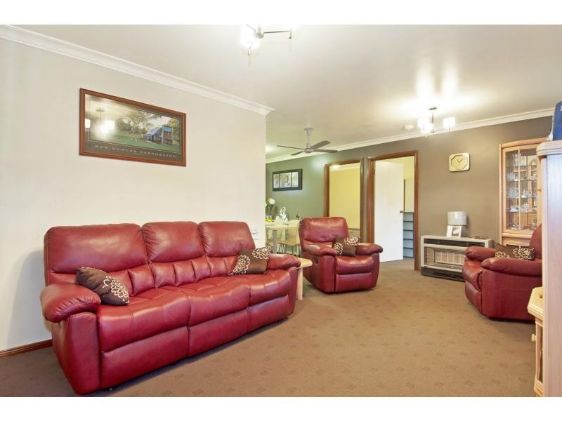 27 Cedar Drive, Hastings VIC 3915