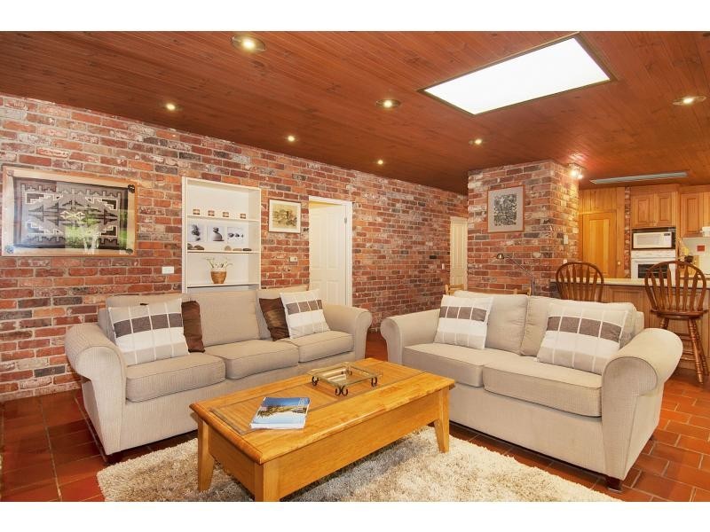 6 Island View Drive, Tyabb VIC 3913