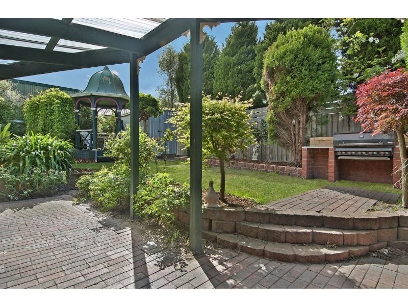 30 Cottoneaster Way, Langwarrin VIC 3910