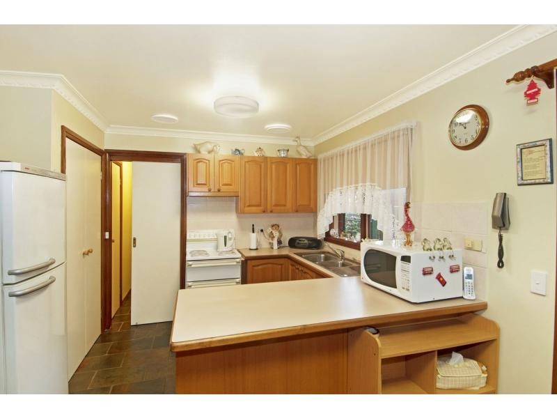 27 Cedar Drive, Hastings VIC 3915