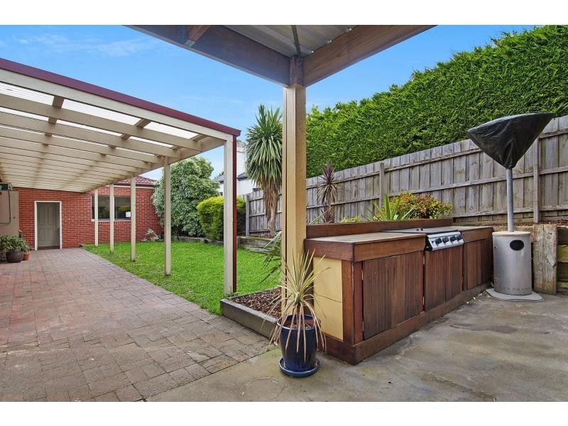 2 Cotoneaster Way, Langwarrin VIC 3910