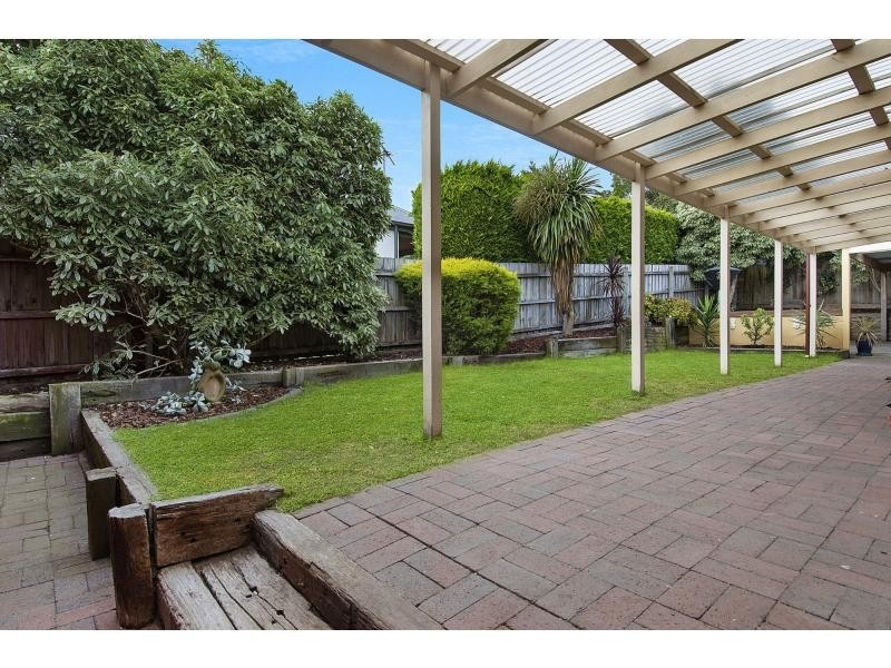 2 Cotoneaster Way, Langwarrin VIC 3910