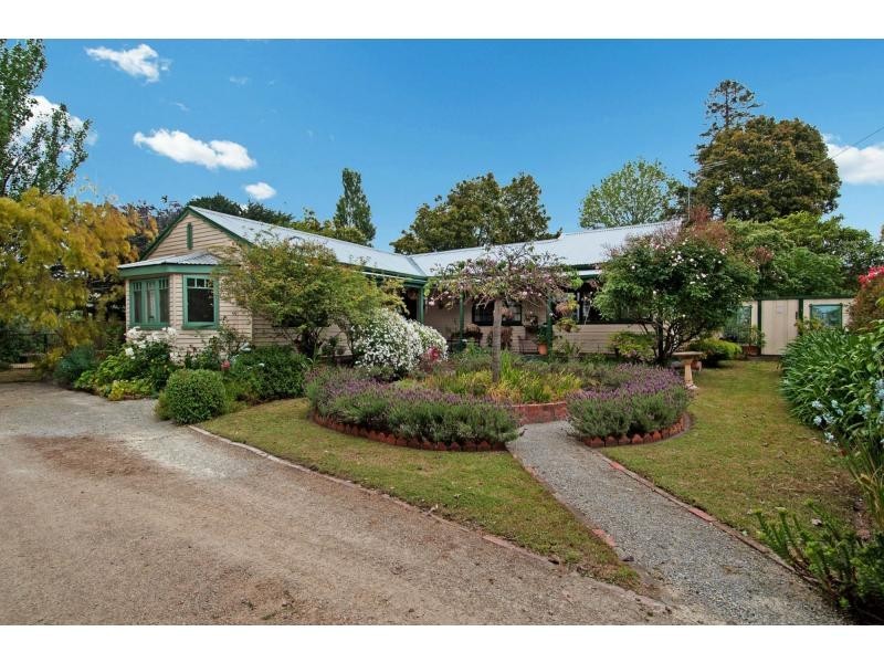 8 Mornington Tyabb Road, Tyabb VIC 3913