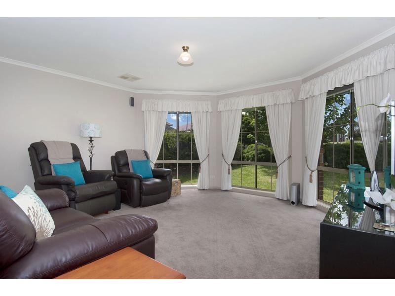 5 Avocet Close, Blind Bight VIC 3980