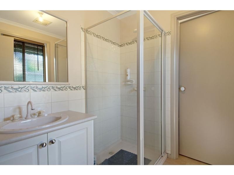 5 Avocet Close, Blind Bight VIC 3980