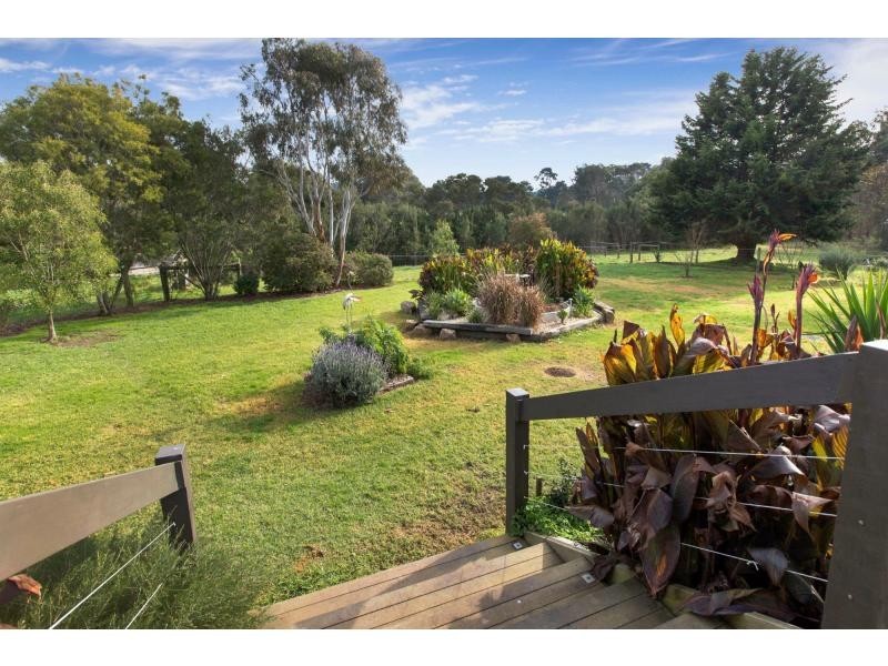 7 Pineview Lane, Hastings VIC 3915