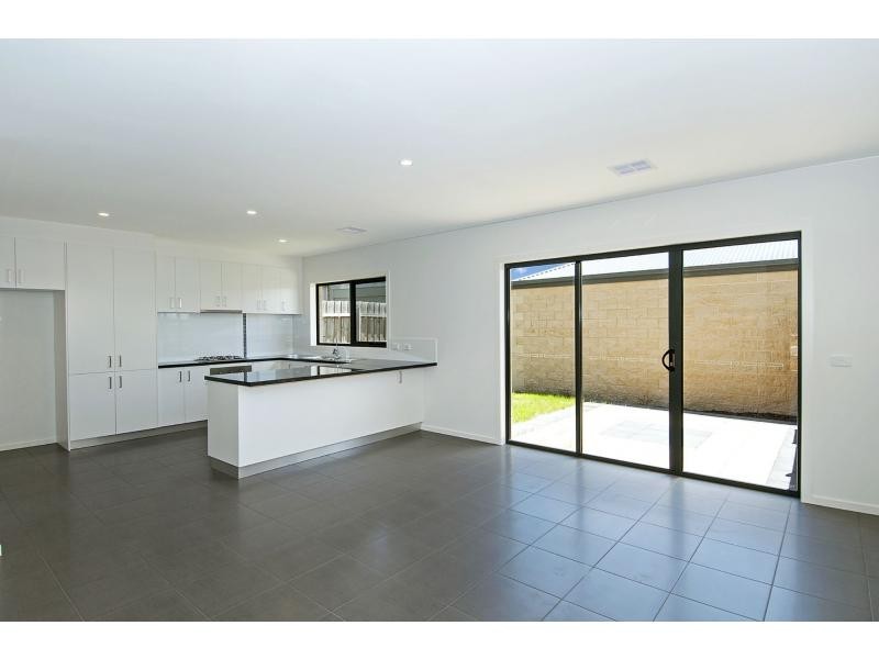 1/21 Central Avenue, Tyabb VIC 3913