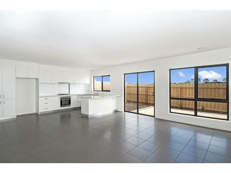 4/21 Central Avenue, Tyabb VIC 3913