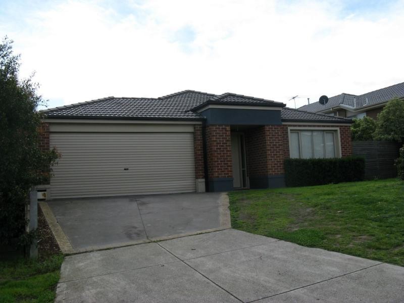 30 Golden Way, Skye VIC 3977