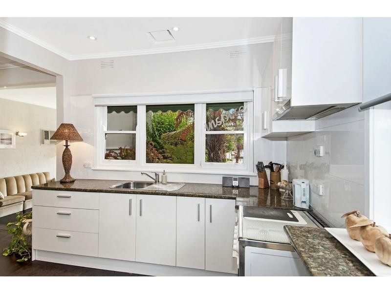 61 Foam Street, Rosebud VIC 3939