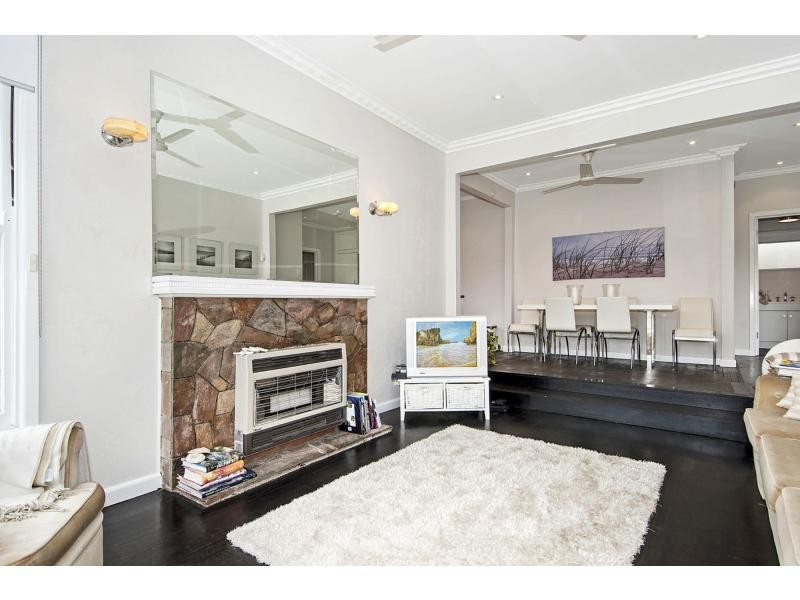 61 Foam Street, Rosebud VIC 3939