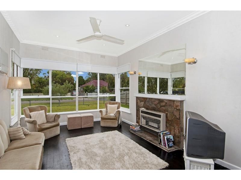 61 Foam Street, Rosebud VIC 3939