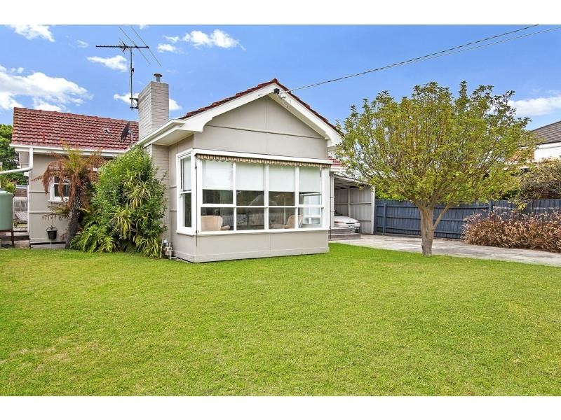 61 Foam Street, Rosebud VIC 3939