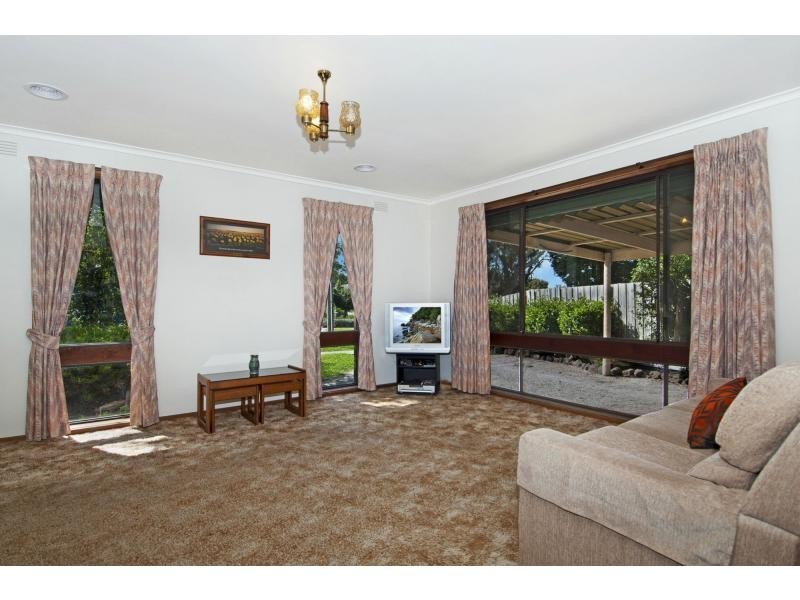 13 Delepan Drive, Tyabb VIC 3913