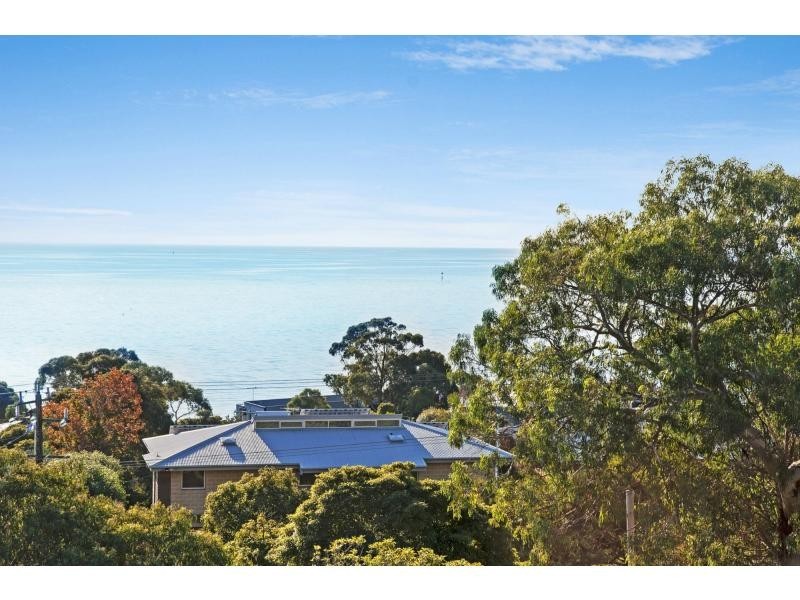 8 Waller Place, Mccrae VIC 3938