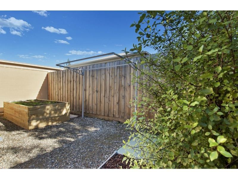 18/118-120 Victoria Street, Hastings VIC 3915