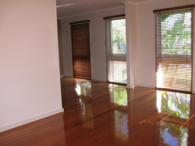 8 Nelson Street, Mornington VIC 3931