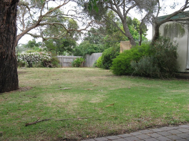 15 Mark St, Rosebud VIC 3939