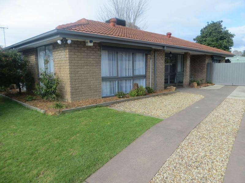 25 Delepan Drive, Tyabb VIC 3913