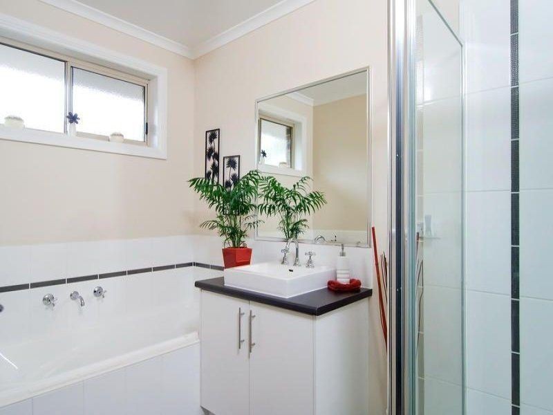 54 Kathleen Crescent, Tyabb VIC 3913