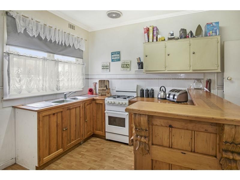 11 Mark Street, Rosebud VIC 3939