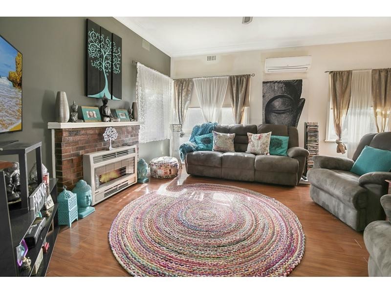 11 Mark Street, Rosebud VIC 3939