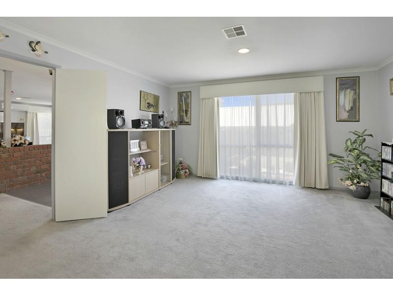 60 Chesterfield Road, Somerville VIC 3912