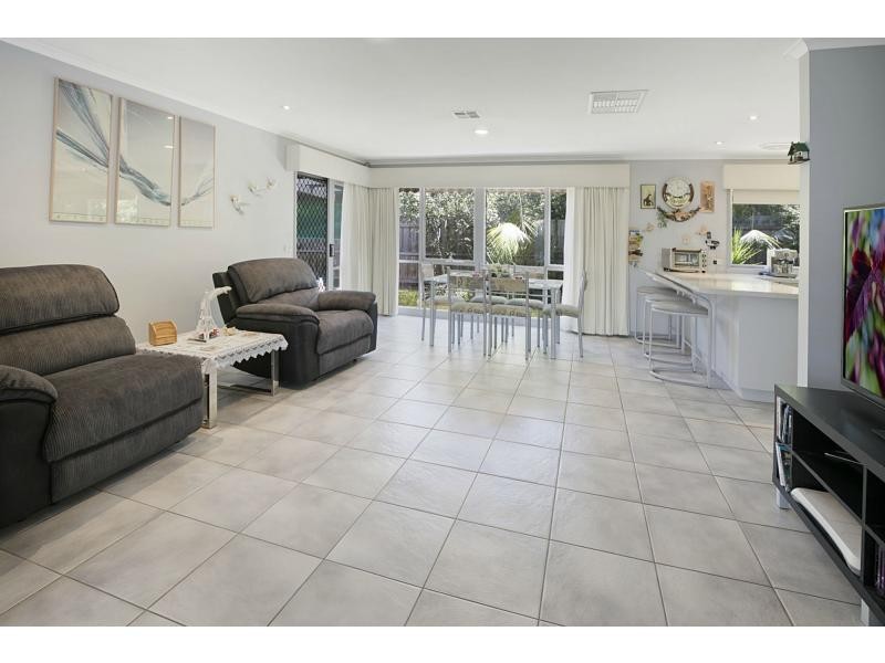 60 Chesterfield Road, Somerville VIC 3912