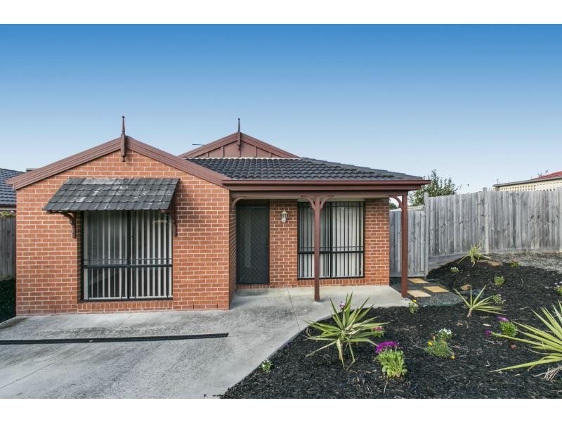 6 Torre Road, Pakenham VIC 3810