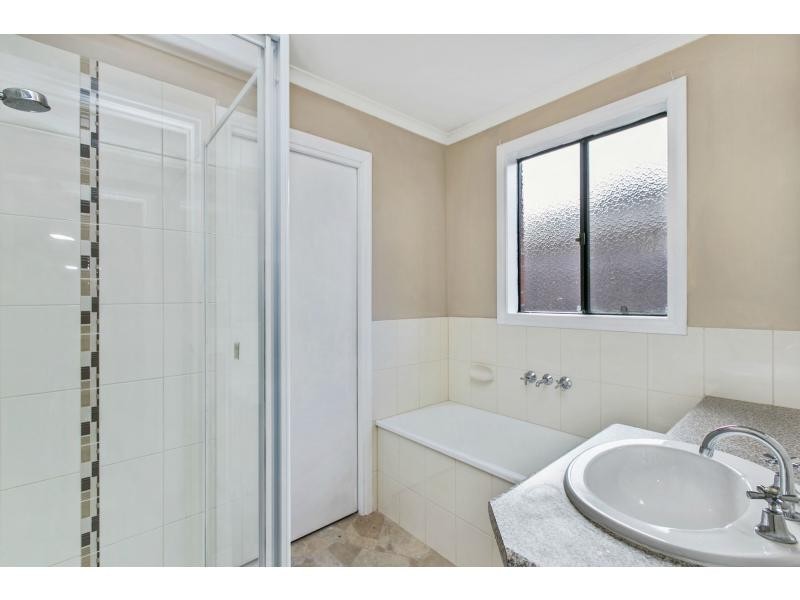 6 Torre Road, Pakenham VIC 3810