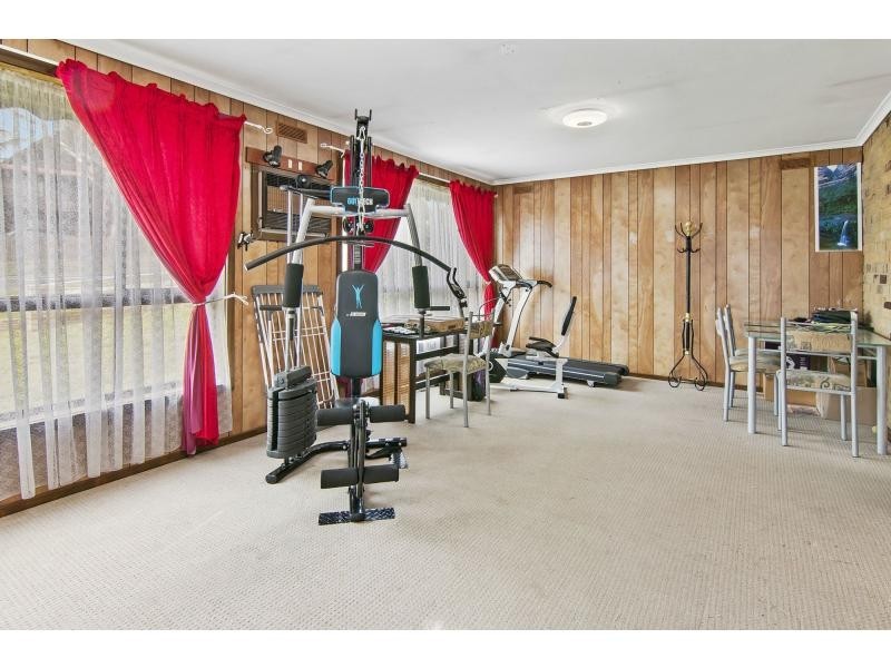 69 Hillcrest Road, Frankston VIC 3199