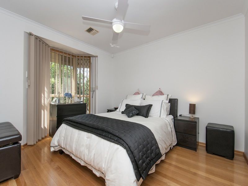 30 Brookdale Close, Gilles Plains SA 5086