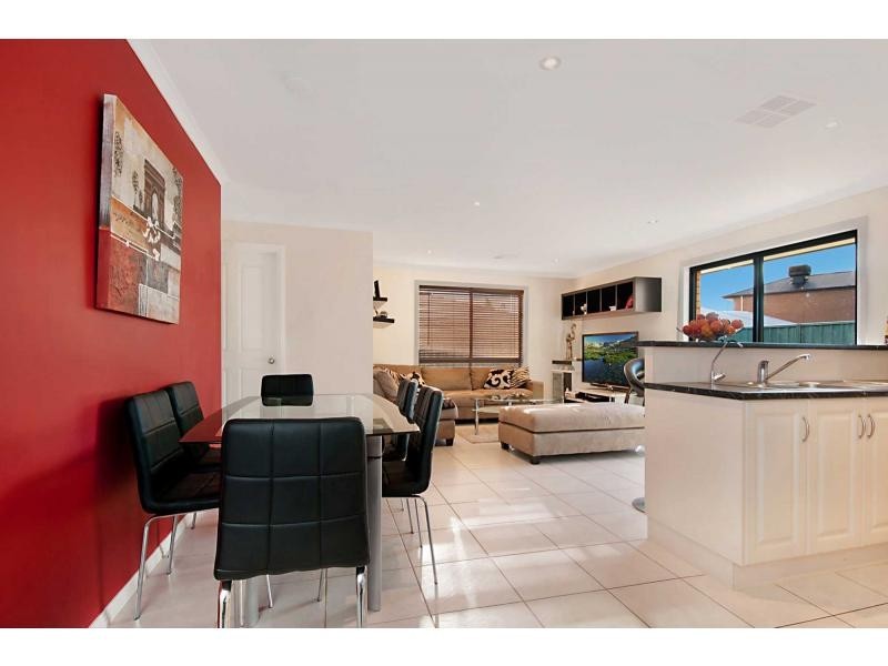 8 Dover Place, Elizabeth Park SA 5113