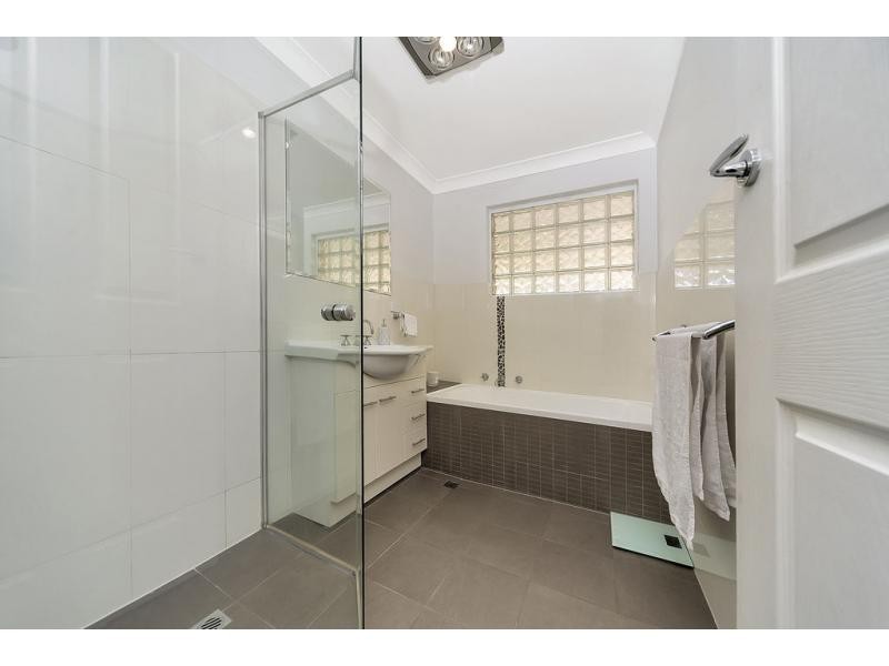 194 Kelly Road, Modbury Heights SA 5092