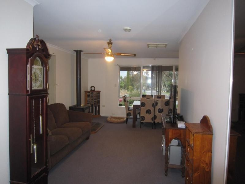 22 Ronald Drive, Salisbury East SA 5109