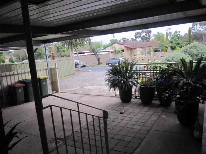 22 Ronald Drive, Salisbury East SA 5109
